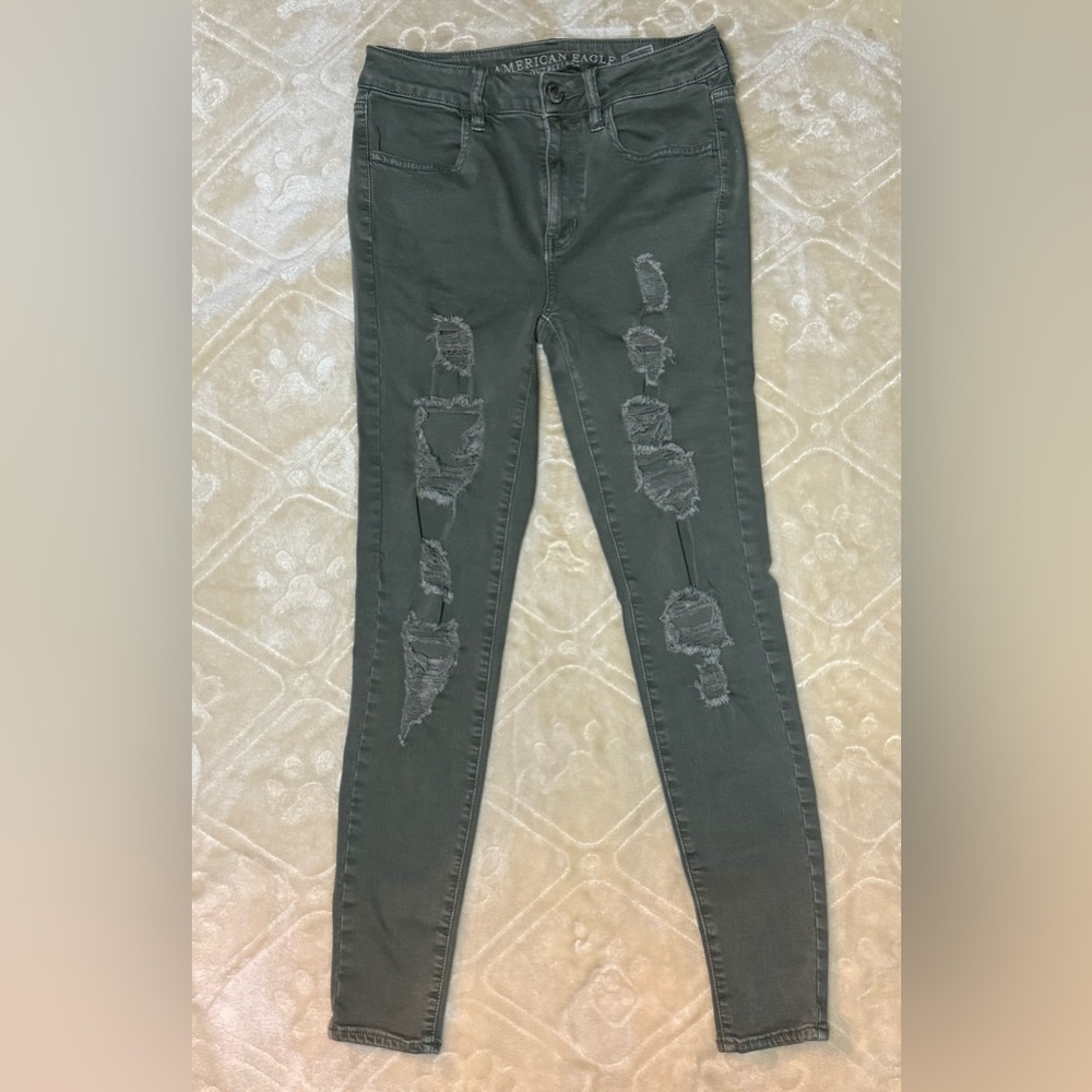 American Eagle Outfitters Olive Distressed Skinny Jeans